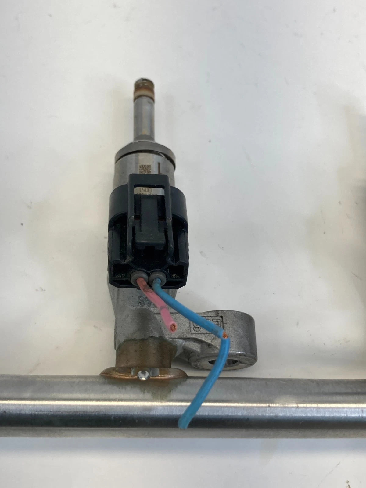 2012-2018 MAZDA3 MAZDA 3 2.0L L4 ENGINE FUEL INJECTION RAIL W/ INJECTORS OEM