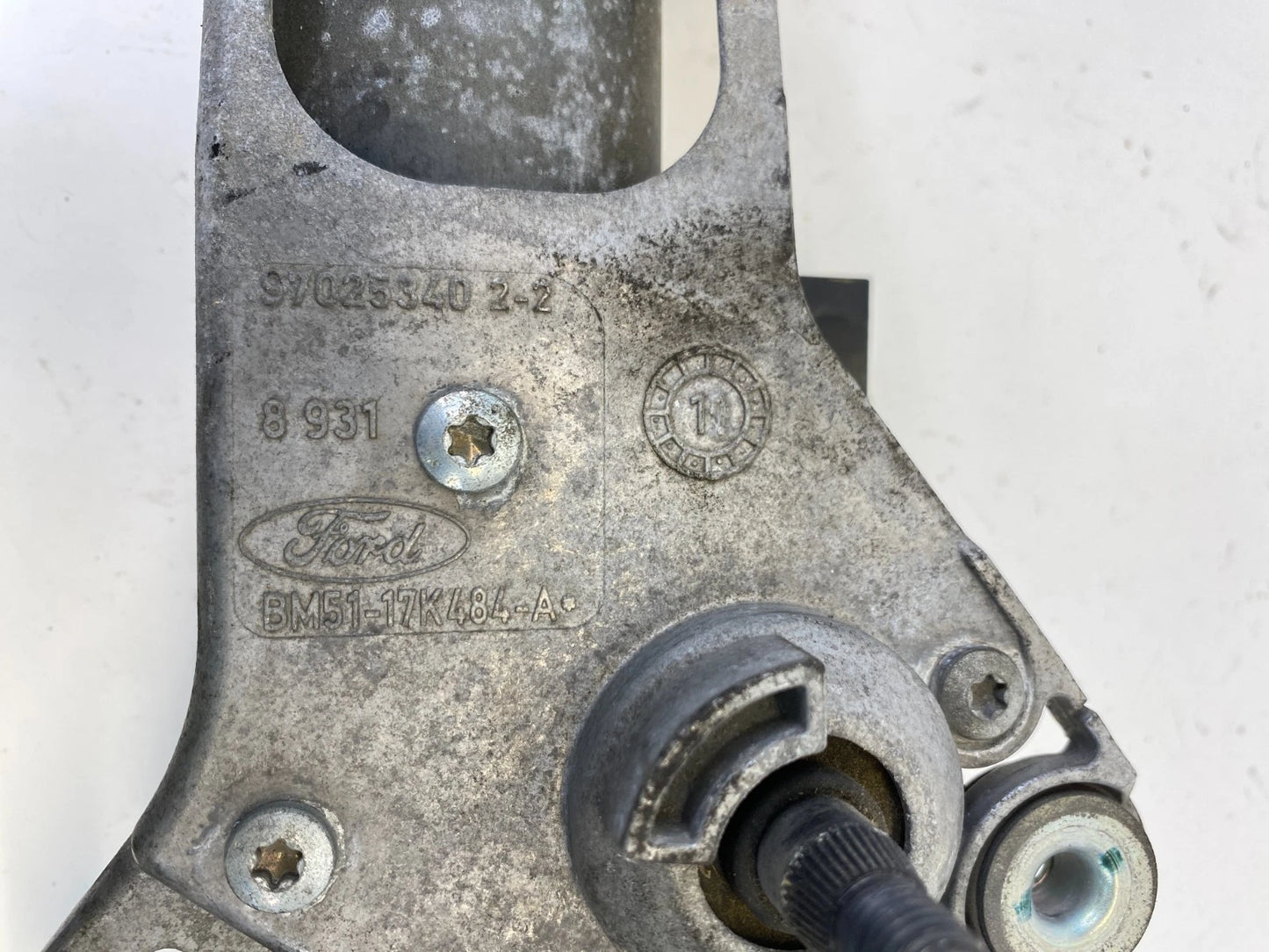 2012-2018 FORD FOCUS FRONT LEFT SIDE WINDSHIELD WIPER MOTOR BM51-17K484-A OEM