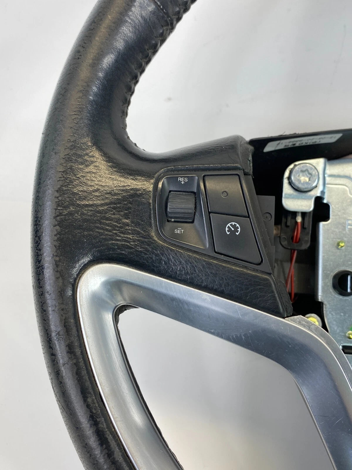 2012-2015 CHEVROLET CAPTIVA SPORT STEERING WHEEL W/CRUISE CONTROLS OEM