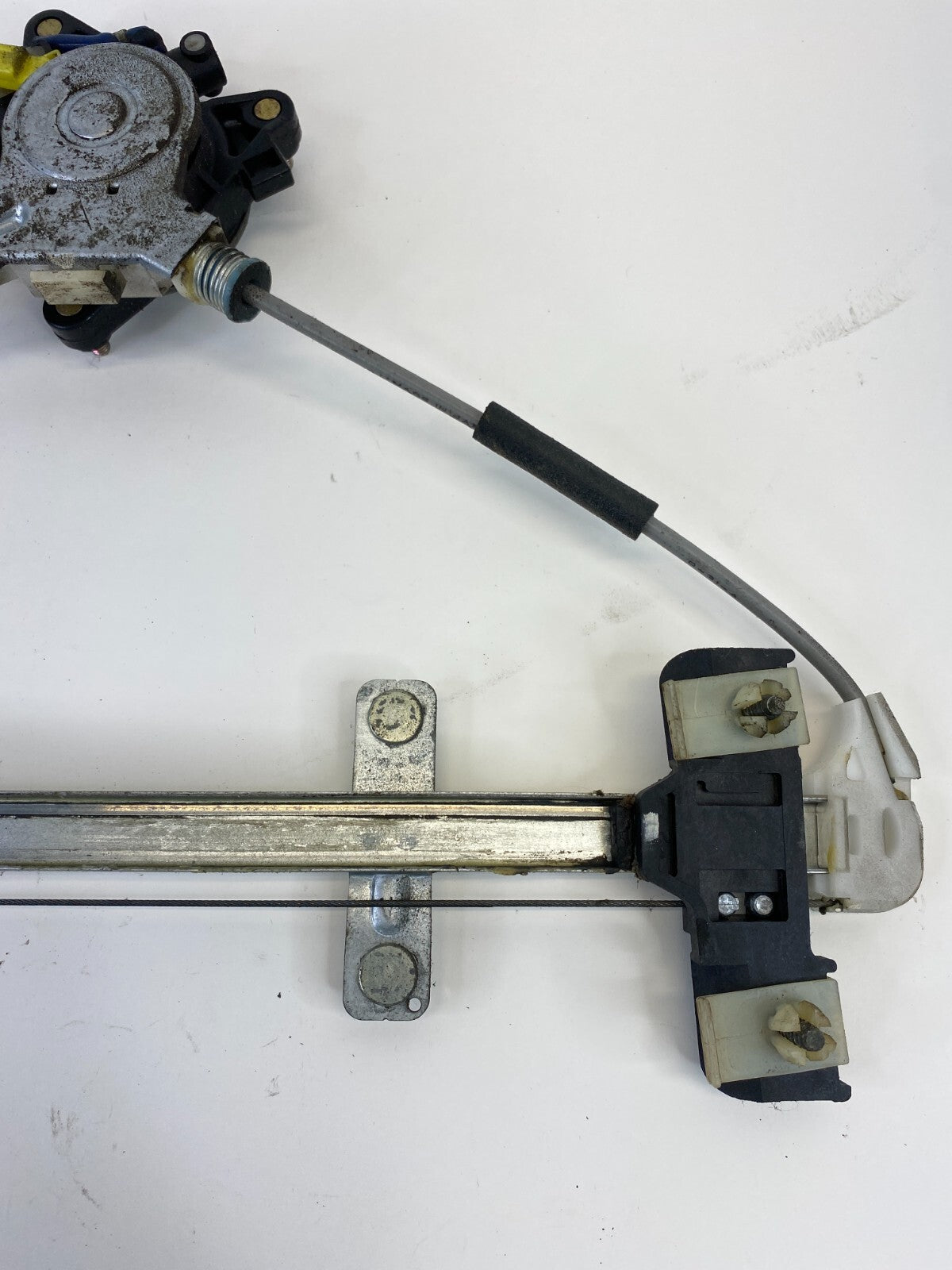 2002-2006 Suzuki XL-7 Rear Left Side Window Regulator W/ Motor 83560-65D00 OEM