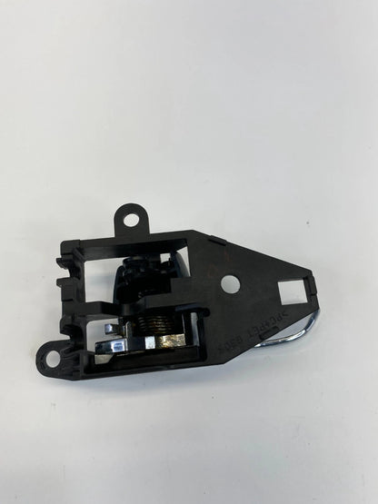 00 01 02 03 04 05 TOYOTA CELICA FRONT RIGHT PASSENGER SIDE INTERIOR DOOR HANDLE