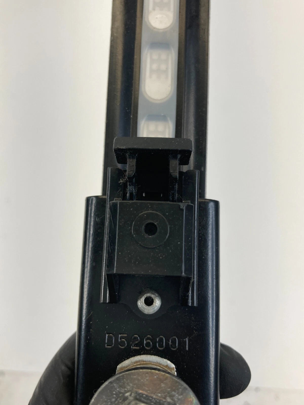 2004-2009 TOYOTA PRIUS REAR RIGHT SIDE SEAT BELT HEIGHT ADJUSTER D526001 OEM