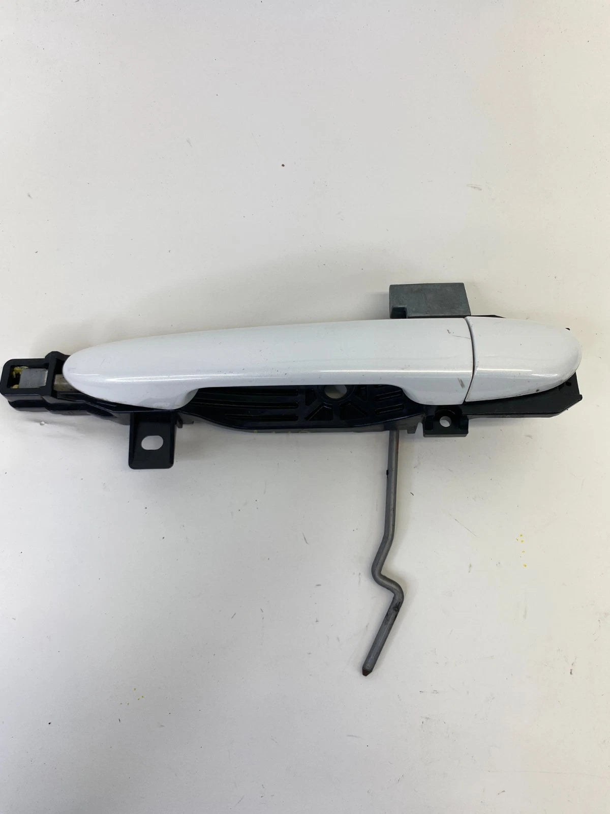 2010-2013 MAZDA 3 MAZDA3 REAR LEFT SIDE OUTER EXTERIOR DOOR HANDLE ASSY OEM