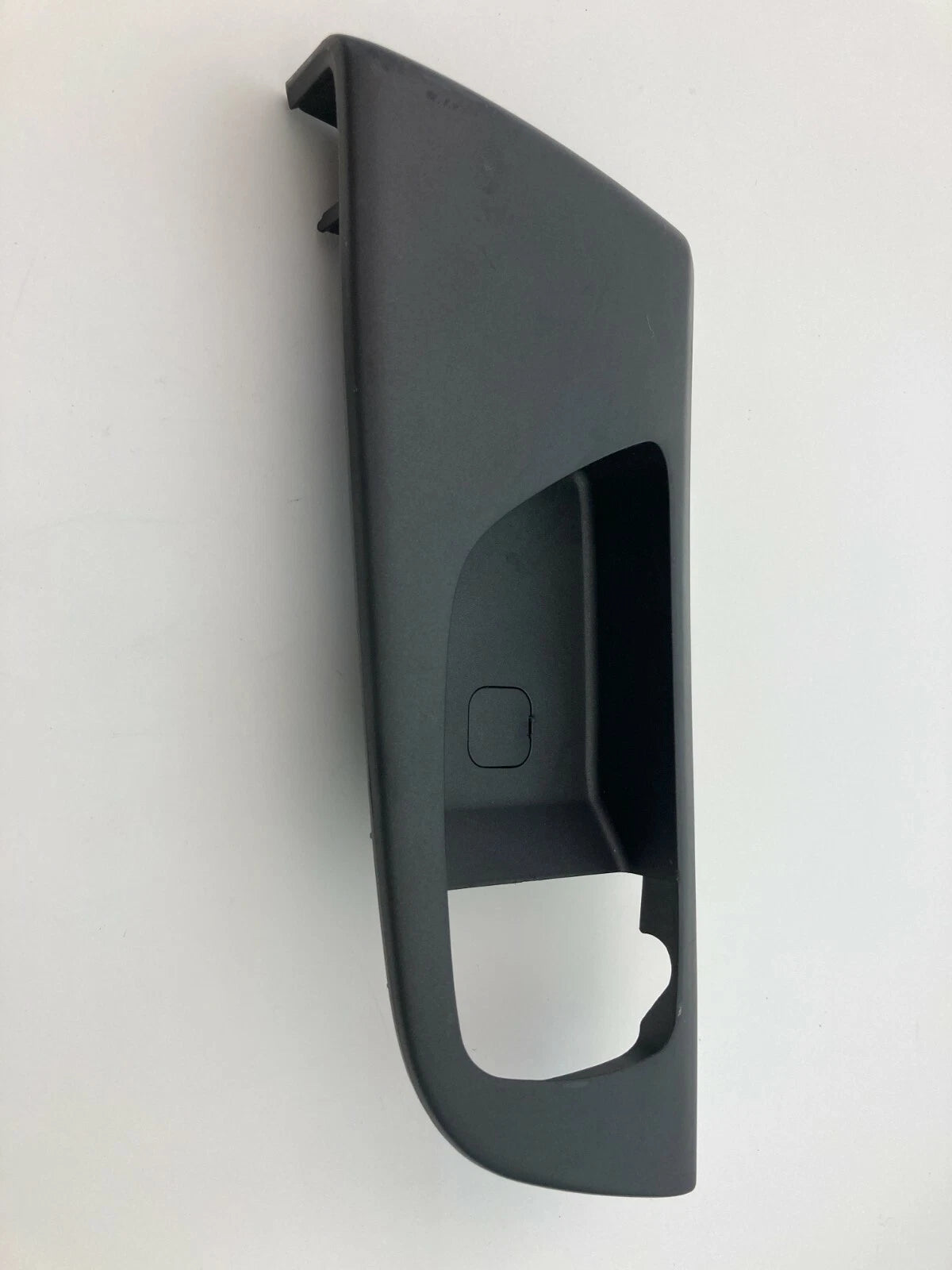 2006-2008 KIA OPTIMA REAR RIGHT SIDE INNER DOOR HANDLE BEZEL TRIM 836212G000 OEM