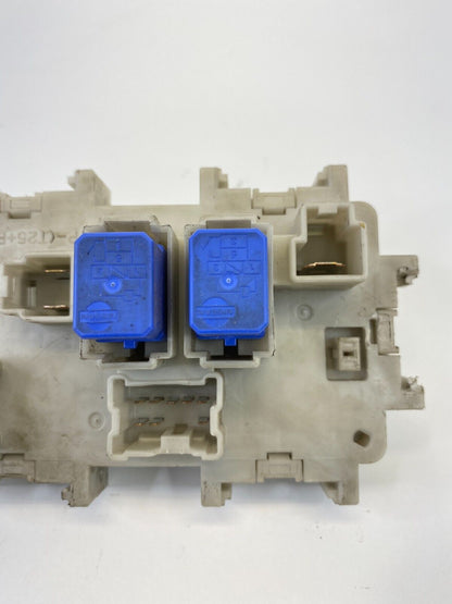 2004-2006 Nissan Maxima 3.5L Cabin Fuse Relay Box Junction Block Unit Assembly