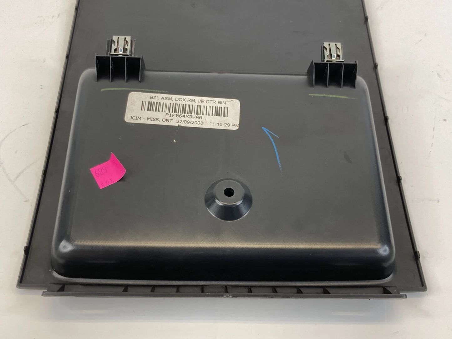 2009-2014 VOLKSWAGEN ROUTAN CENTER UPPER DASH TRAY COVER BEZEL TRIM 1FB64TRMAB
