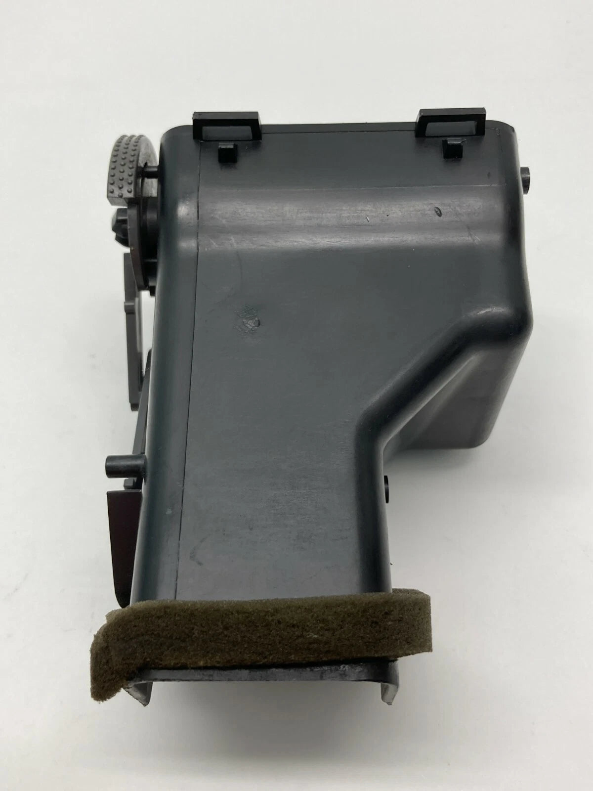 2002 2003 2004 2005 FORD EXPLORER LEFT DRIVER DASH SIDE AIR VENT 1L2H-19C696-A