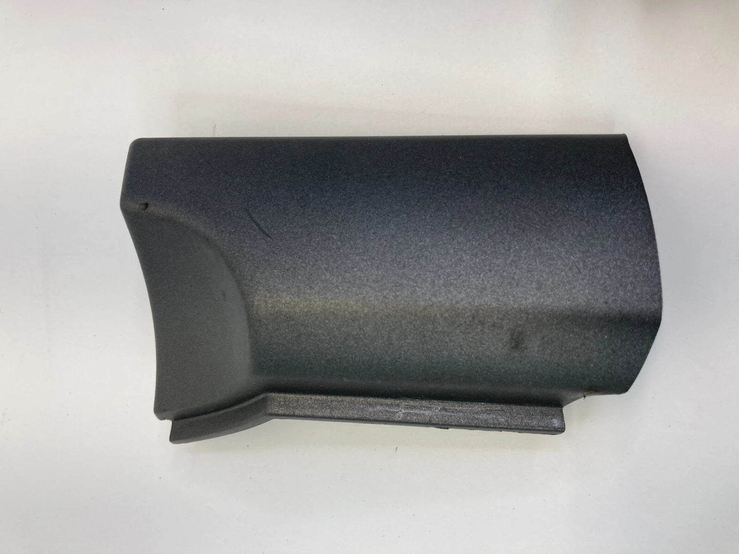 2005-2010 CHEVROLET COBALT CENTER DASH LEFT SIDE TRIM PANEL MOLDING BEZEL OEM