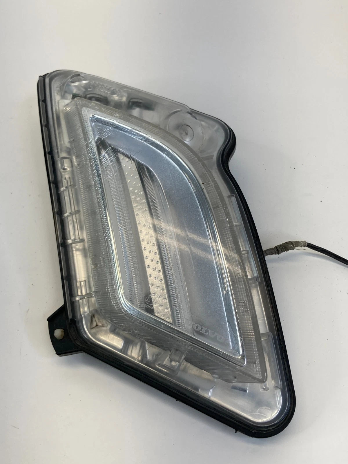 2011 2012 2013 Volvo S60 Front Right Side Marker Daytime Running Light OEM