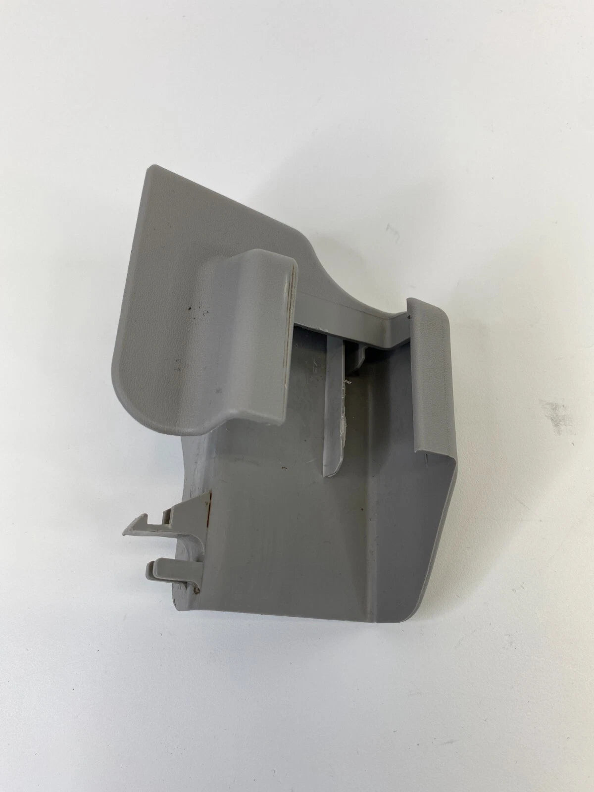 2002 2003 02 03 LEXUS ES300 FRONT LEFT SEAT TRACK END COVER RAIL TRIM COVER OEM