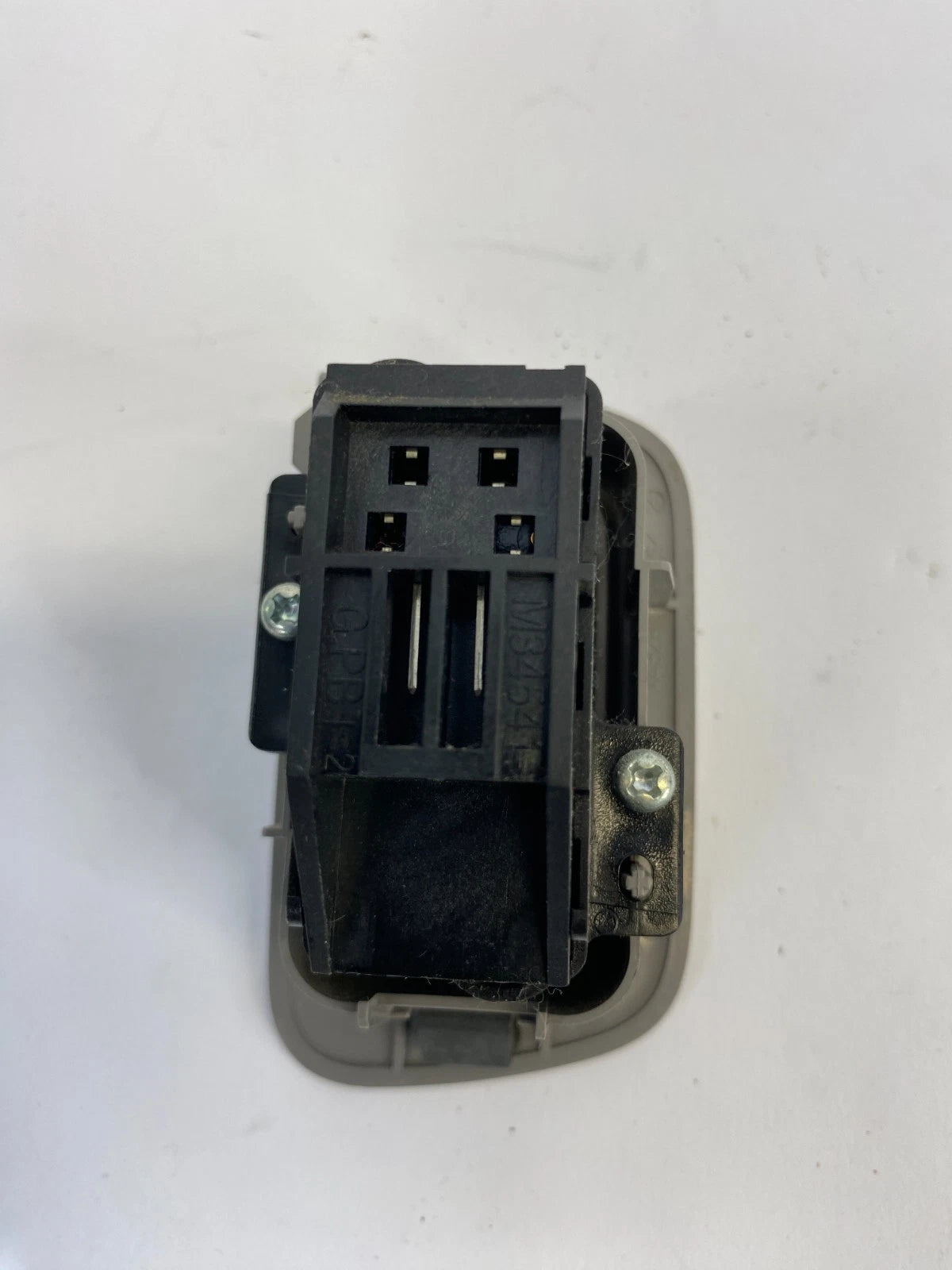 2011-2017 HONDA ODYSSEY REAR RIGHT SLIDING DOOR OPEN CLOSE CONTROL SWITCH