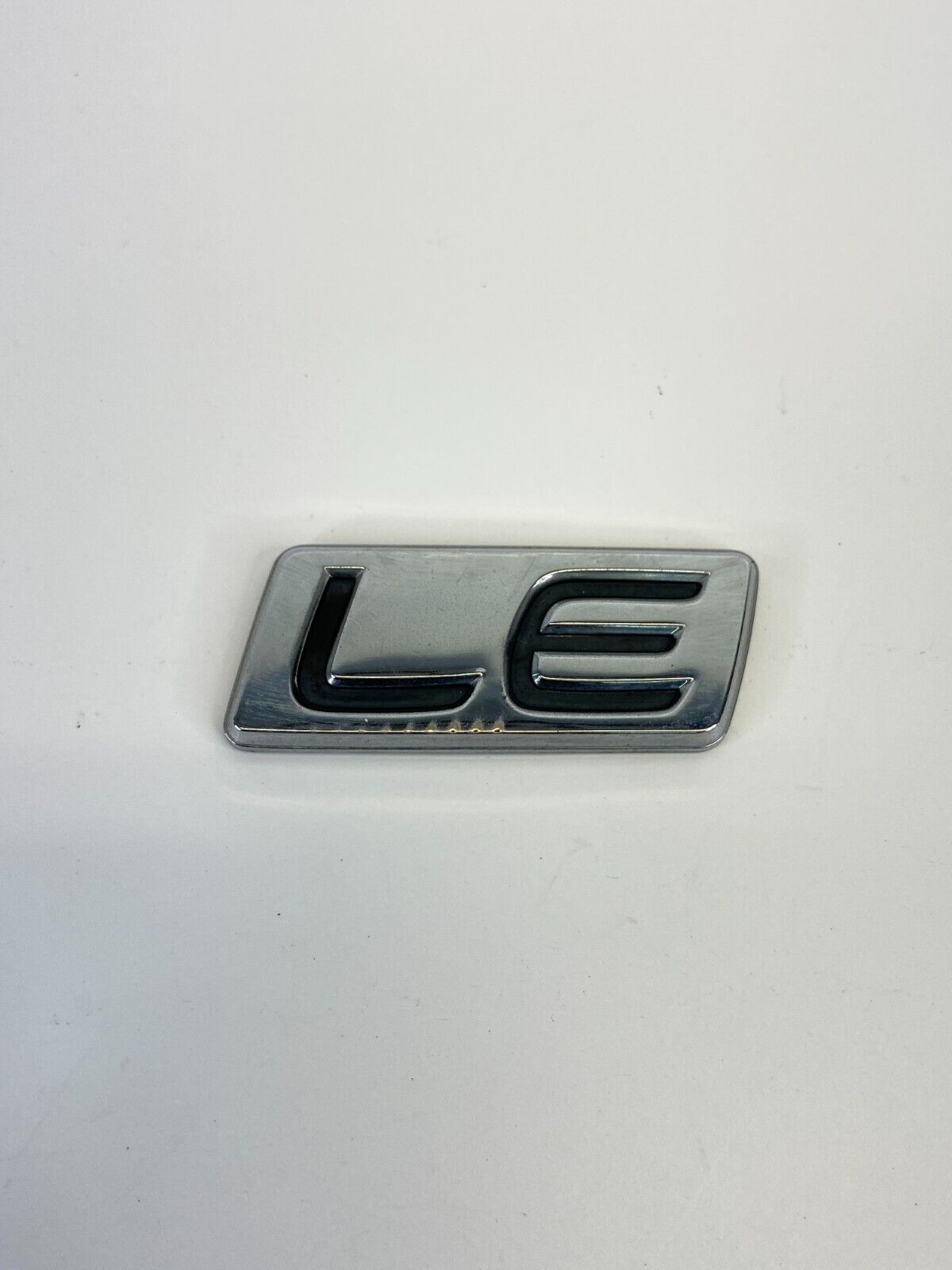 03 04 05 06 07 08 Toyota Corolla LE Trunk Lid Logo Emblem Badge Chrome OEM