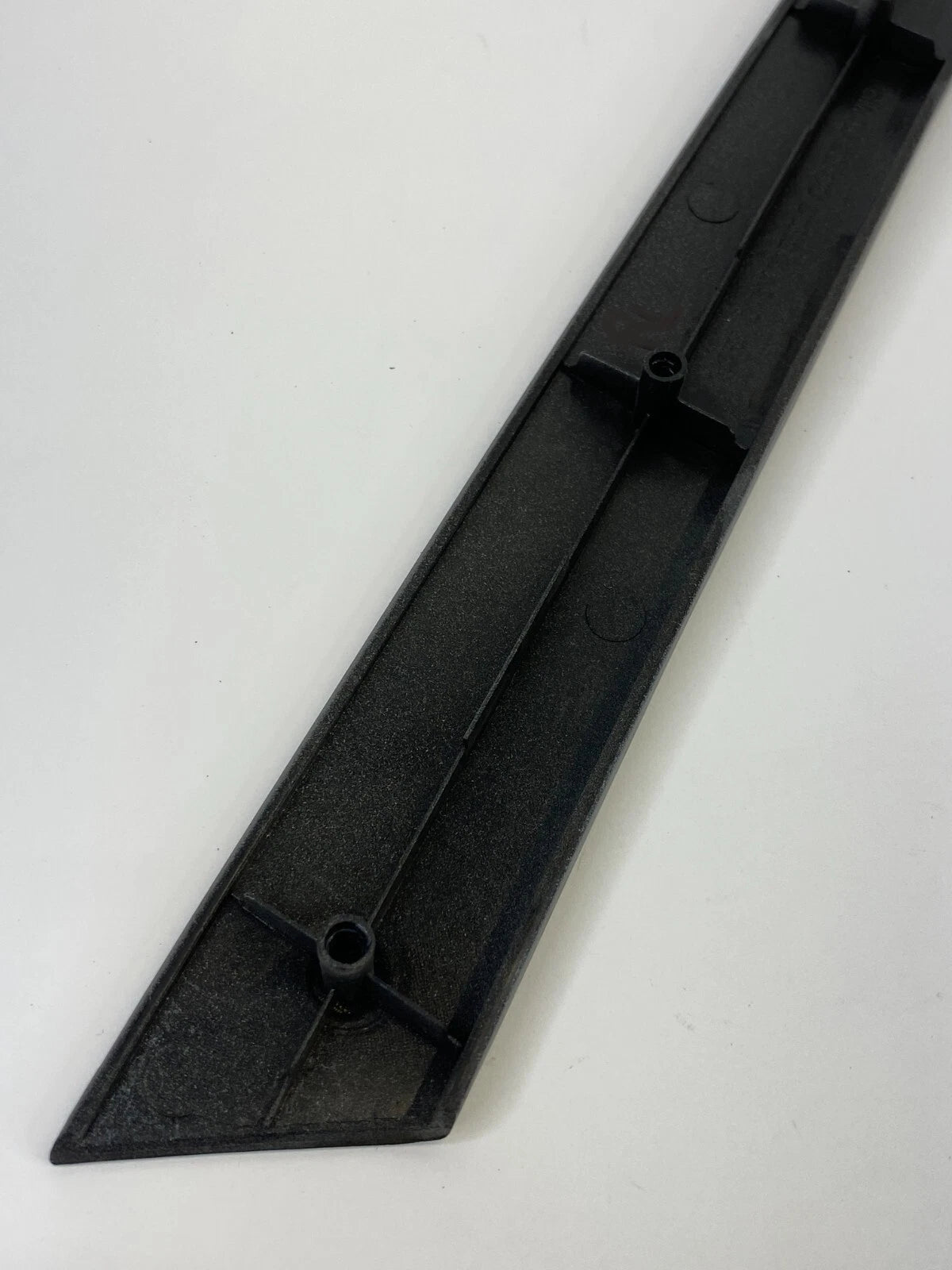 2007-2011 CHEVROLET AVEO SEDAN REAR LEFT DRIVER DOOR PANEL TRIM GARNISH 96649753