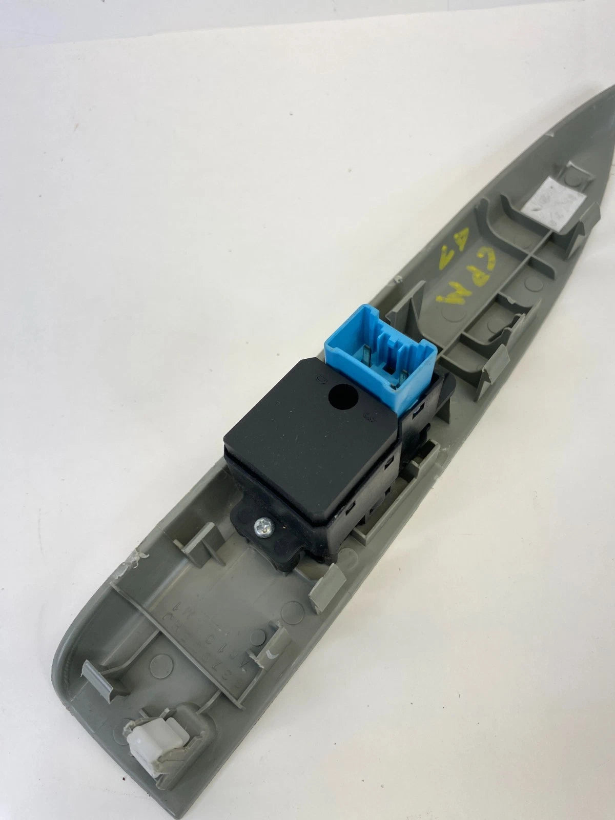 2005-2010 HONDA ODYSSEY REAR LEFT SIDE DOOR WINDOW SWITCH W BEZEL 83790-SHJ-A010