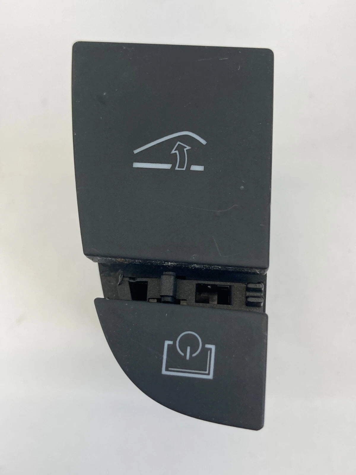2007-2011 AUDI A6 GLOVE BOX LIGHT & LCD DISPLAY SWITCH BUTTON 0501-4-8072 OEM