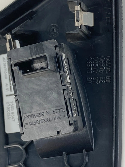 2006 2007 BMW 530XI REAR RIGHT DOOR POWER WINDOW SWITCH W BEZEL 6951965A OEM