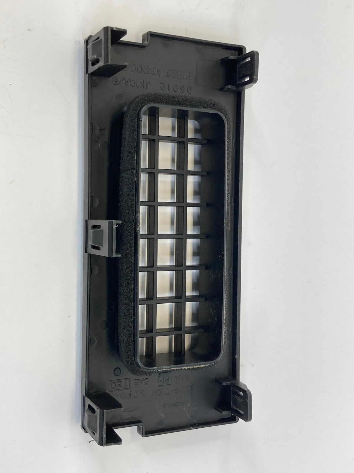 2007 2008 INFINITI G35 SEDAN CENTER CONSOLE AIR VENT GRILLE COVER TRIM OEM