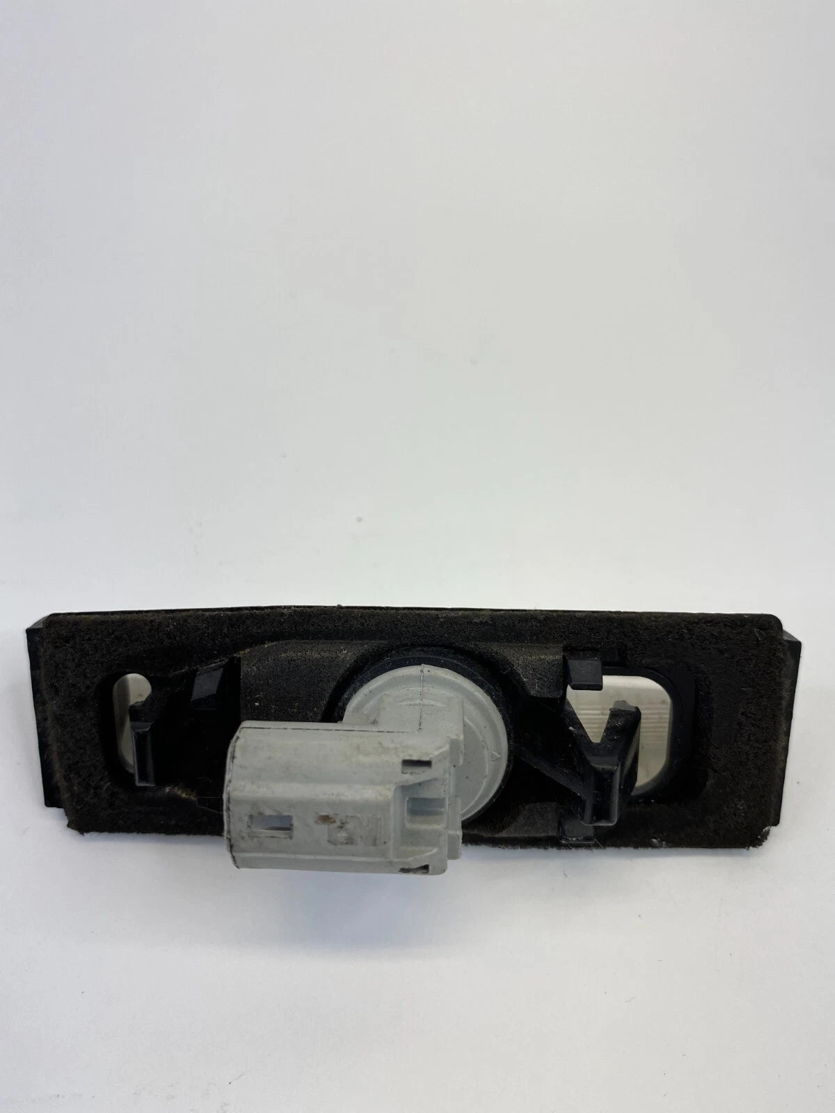 2004-2010 TOYOTA SIENNA HATCH LIFTGATE TAILGATE LICENSE PLATE LIGHT LAMP ASSY
