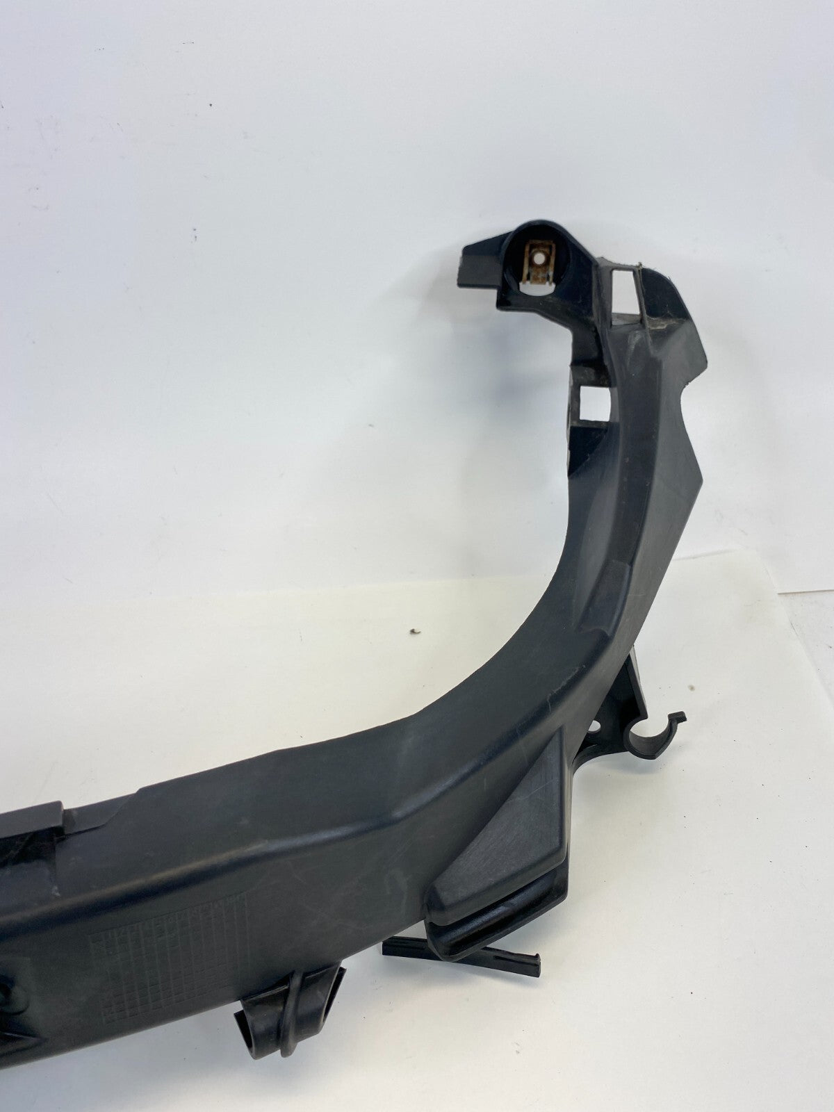 2006 06 BMW 330xi 330i Sedan Left Headlight Lamp Mount Bracket 51117116707 OEM