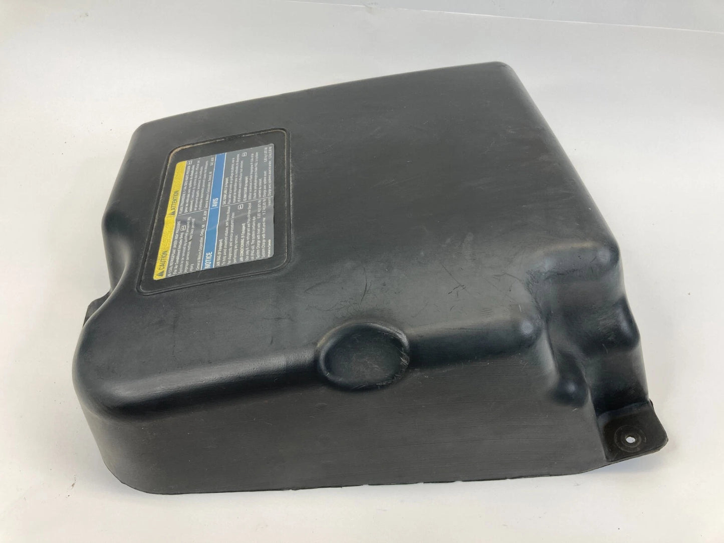 2006-2008 GMC ENVOY TRAILBLAZER AIR CLEANER HOUSING UPPER COVER 15810293 OEM