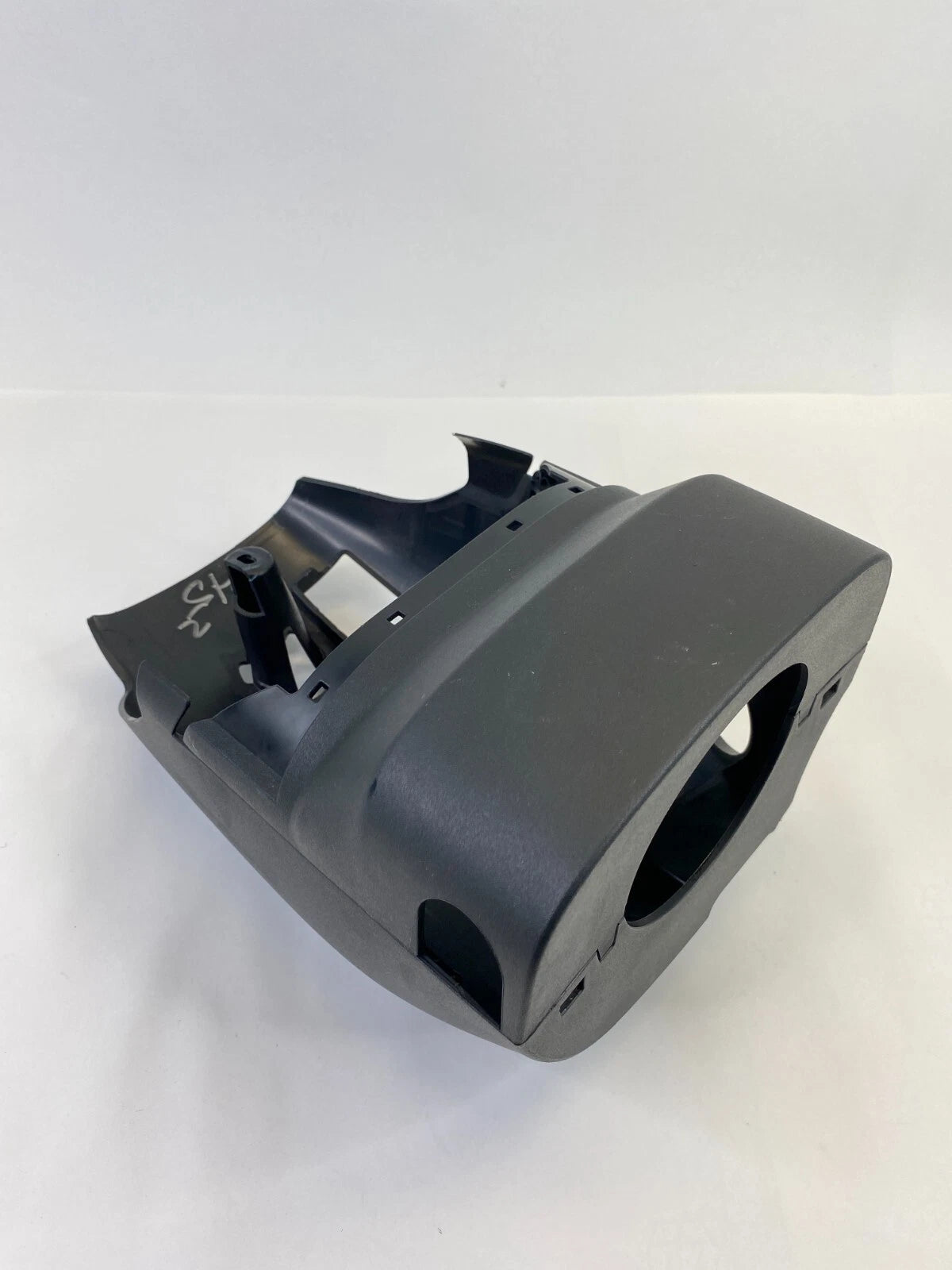 2013-2019 FORD ESCAPE STEERING COLUMN UPPER & LOWER COVER SHROUD CJ54-3533-ADW