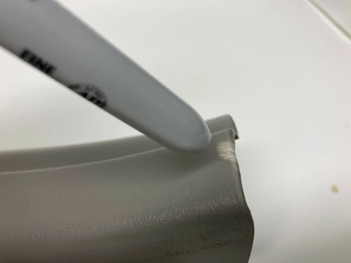 02 03 LEXUS ES300 FL DRIVER SIDE DOOR SILL SCUFF FLOOR PANEL PLATE 67914-33050