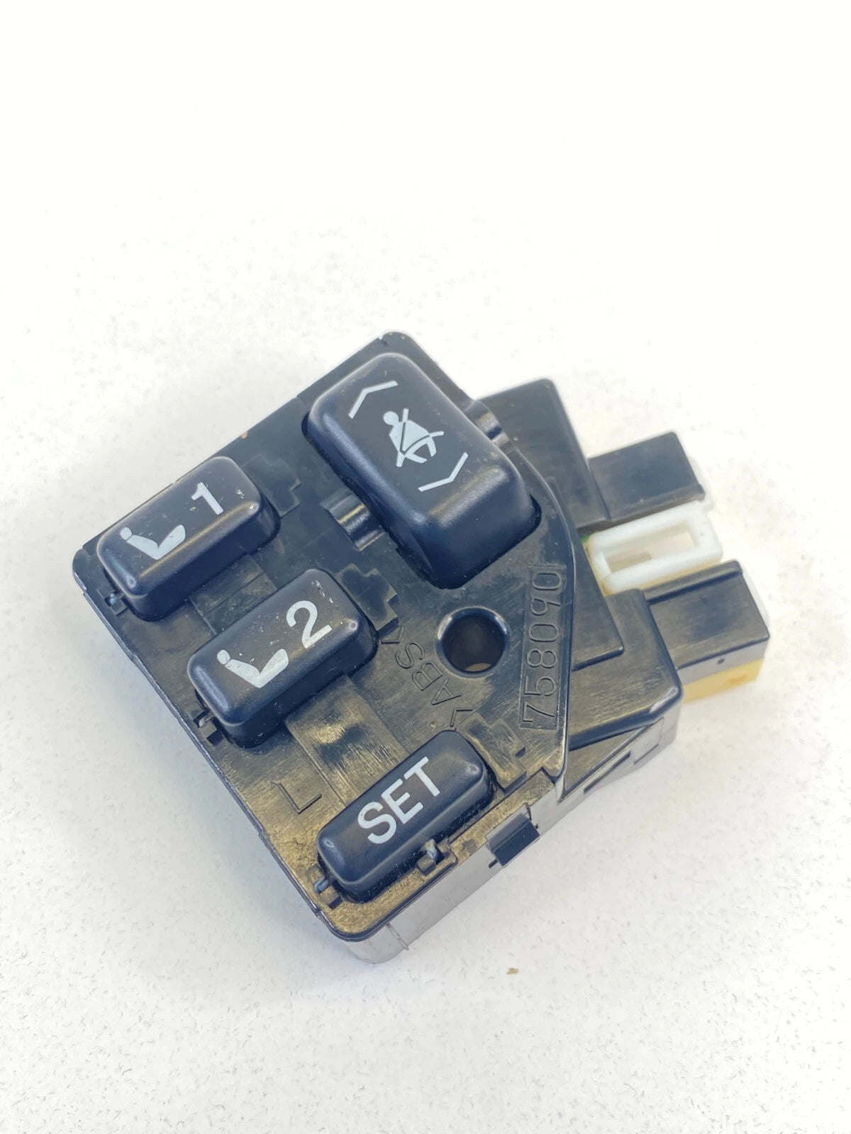 95-00 LEXUS LS400 FRONT LEFT SEAT MEMORY POSITION SEAT BELT ADJUSTMENT SWITCH