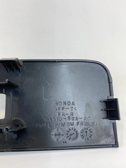 2002-2006 HONDA CR-V CRV FRONT RIGHT PASSENGER WINDOW SWITCH BEZEL TRIM COVER