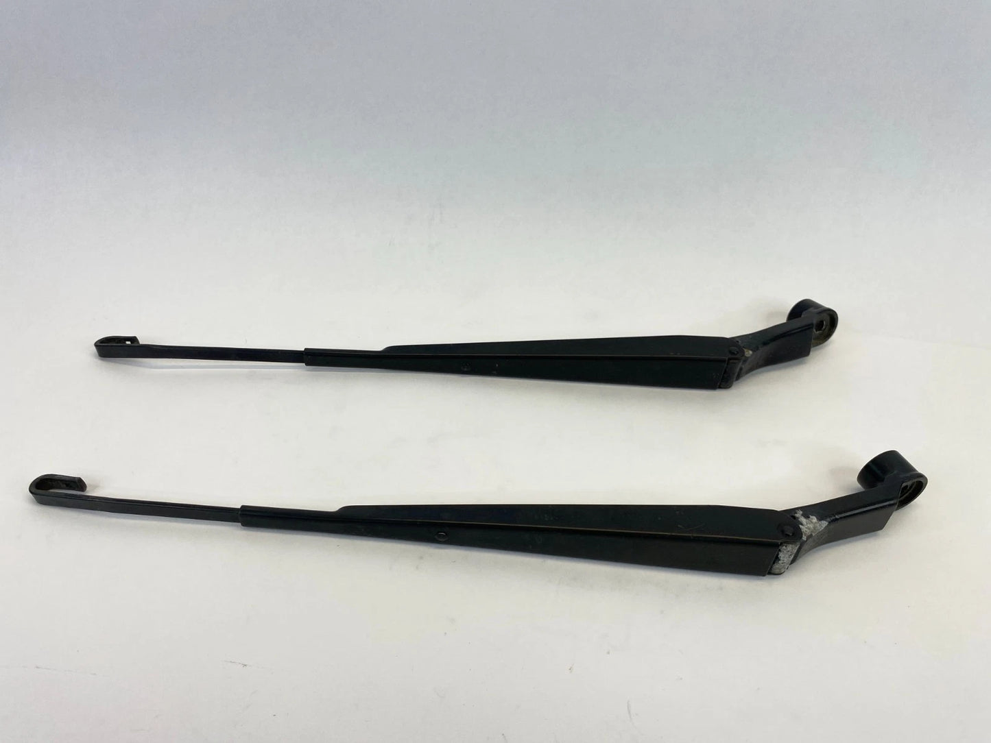 2000-2006 TOYOTA TUNDRA 01-07 SEQUOIA FRONT WINDSHIELD WIPER ARM PAIR SET OEM