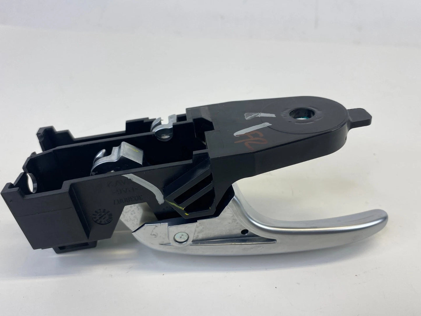 15-17 Chrysler 200 Front Right Passenger Side Interior Door Handle 3038087 OEM