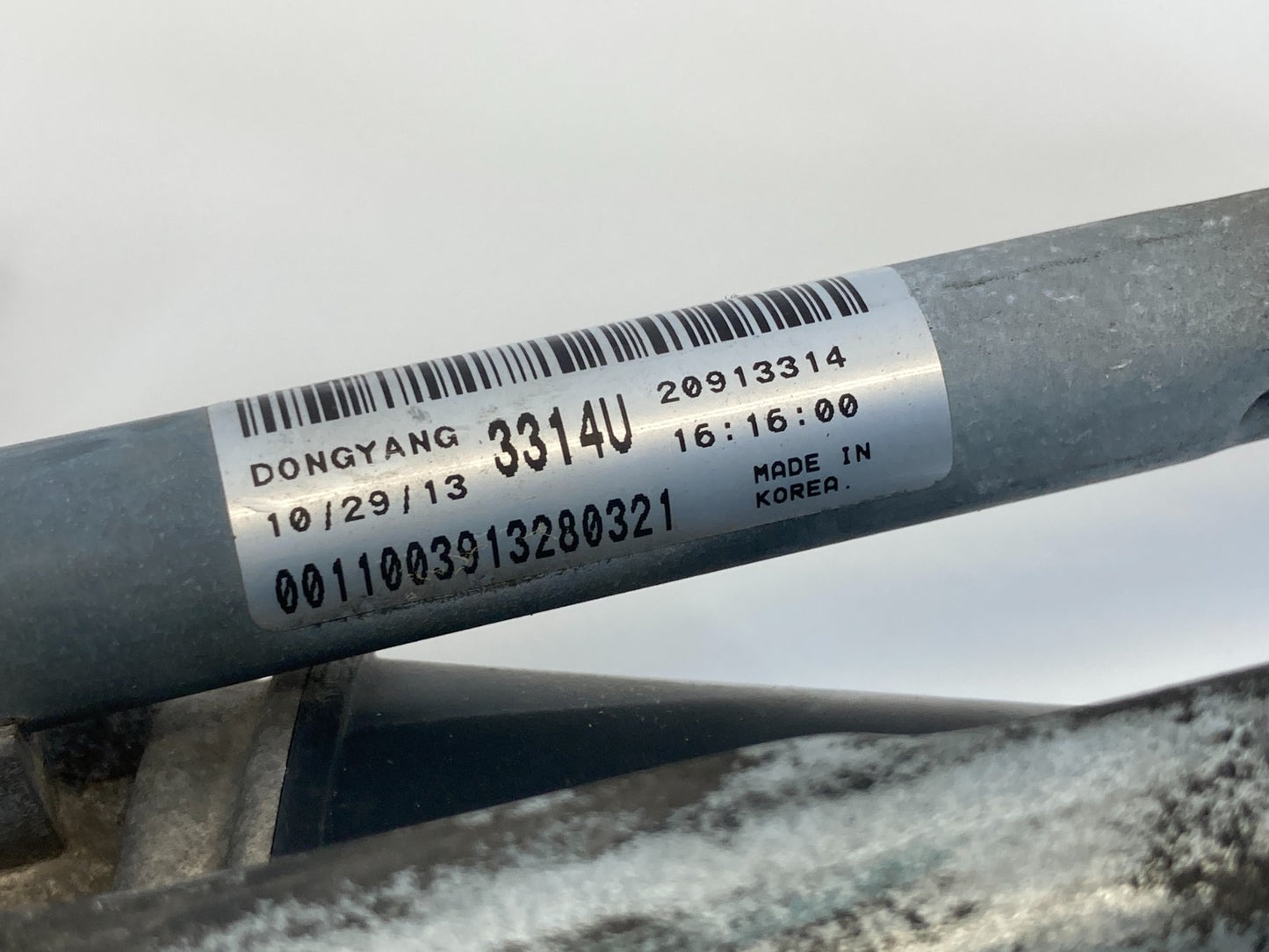 12-15 Chevrolet Captiva Sport Front Windshield Wiper Motor w/ Linkage 20829042