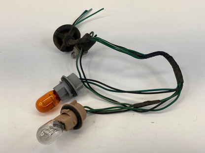 2008 2009 SUBARU OUTBACK REAR LEFT TAIL LIGHT LAMP WIRE SOCKET HARNESS OEM