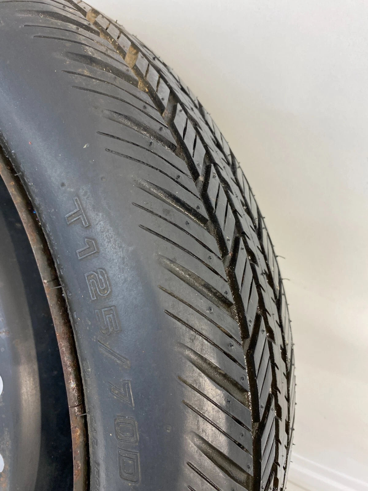 1986-1991 CADILLAC SEVILLE EMERGENCY SPARE TIRE RIM COMPACT DONUT T125/70D15