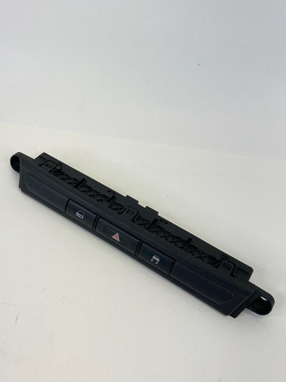 2002-2008 Jaguar S-type Emergency Hazard Light & Tration Control Switch Assy OEM