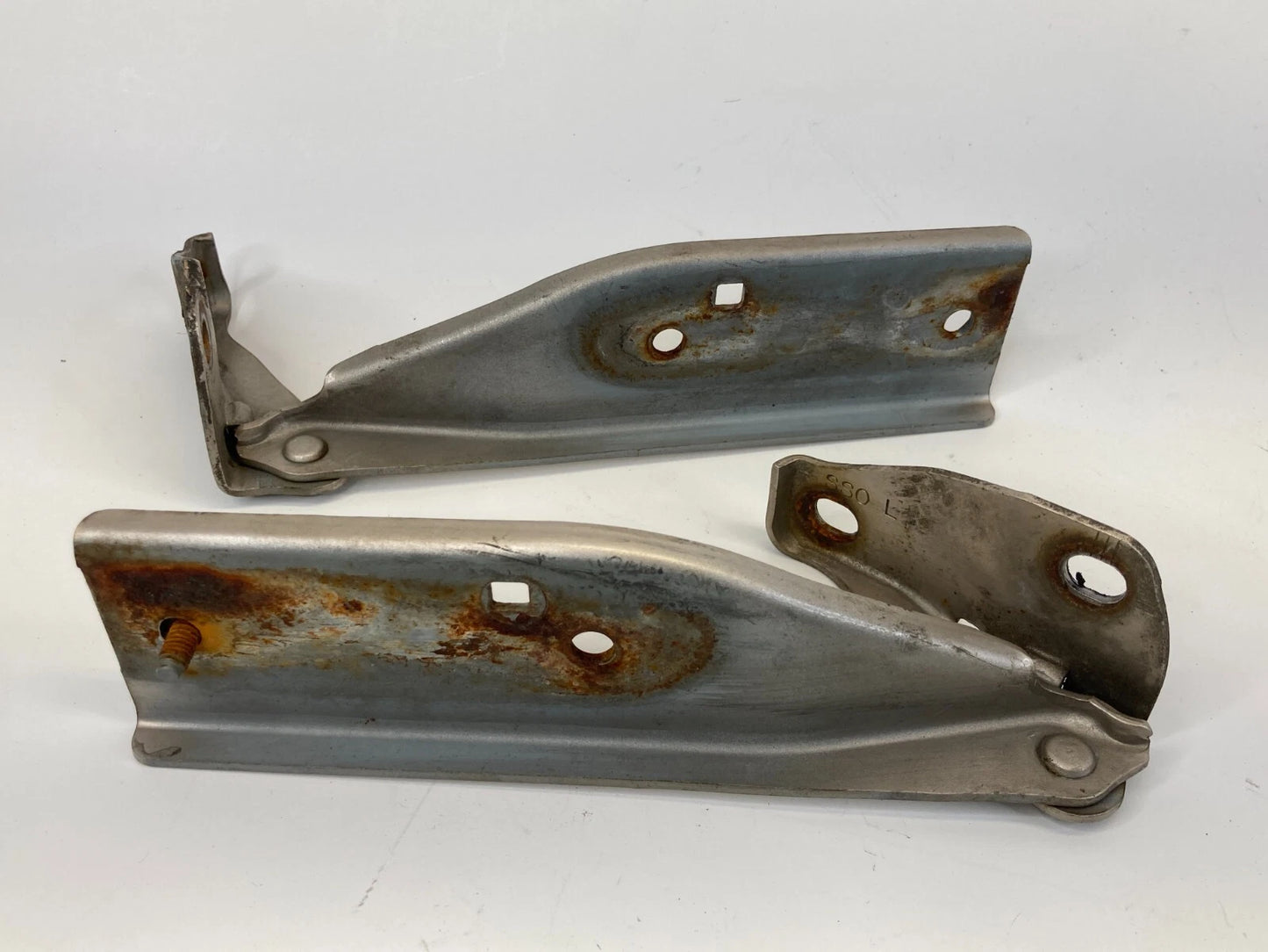 99 00 01 02 03 04 ACURA RL FRONT HOOD BONNET HINGE BRACKET PAIR SET OEM