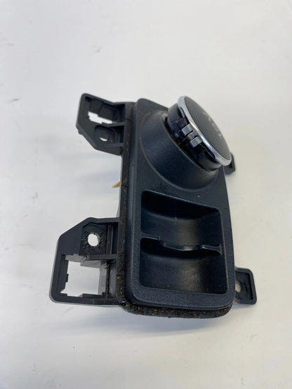 12-14 FORD FOCUS FRONT CENTER CONSOLE 12V POWER OUTLET SOCKET BM51-A045L43-AW