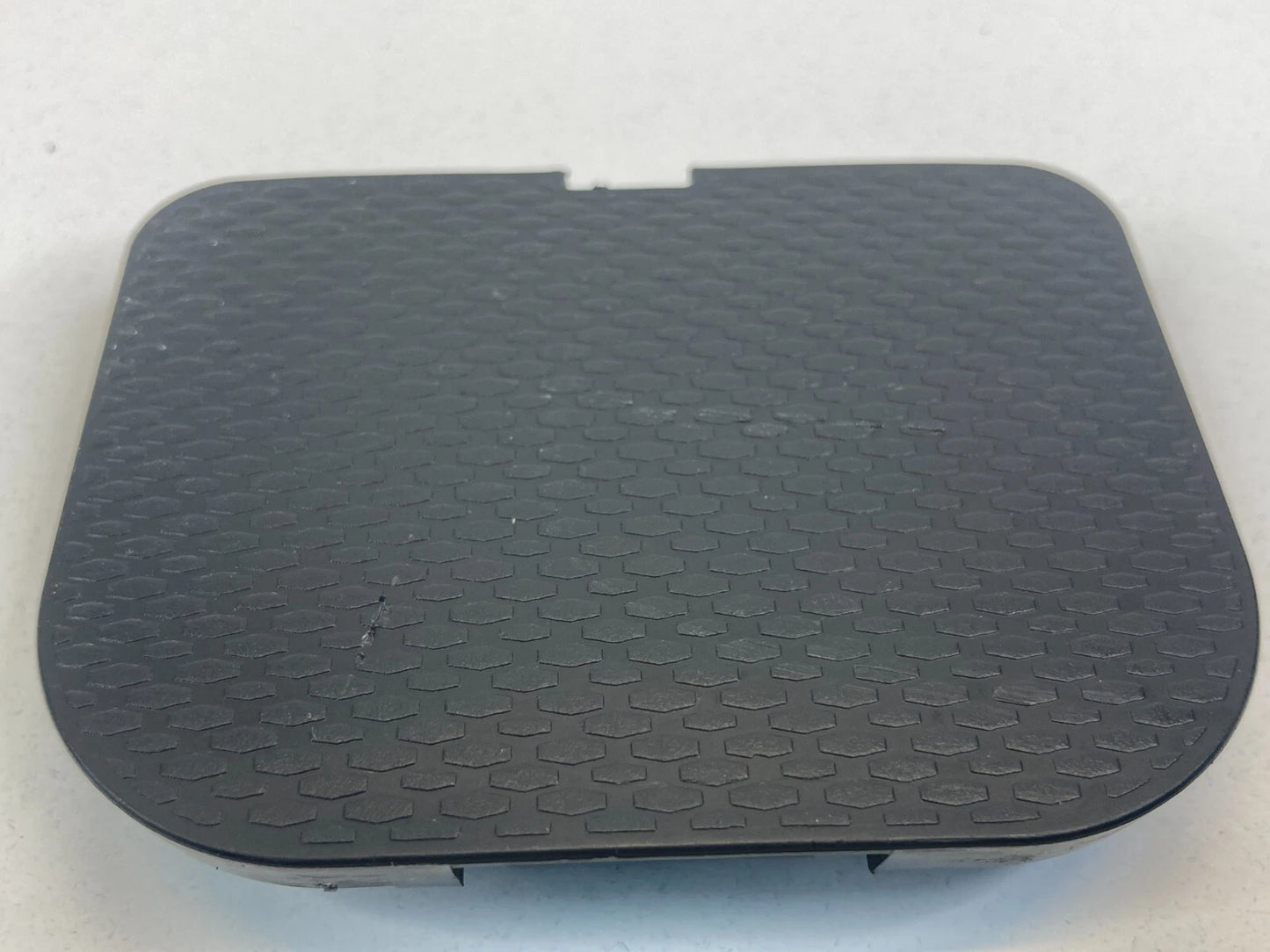 2007-2013 MITSUBISHI OUTLANDER REAR QUARTER PANEL PLUG COVER LID TRIM 7230A168