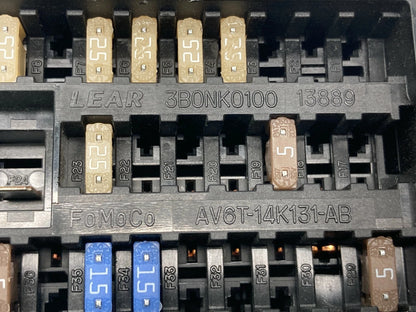 2012-2018 FORD FOCUS REAR TRUNK FUSE BOX RELAY FUSEBOX ASSY BV6T-14A301-HB OEM