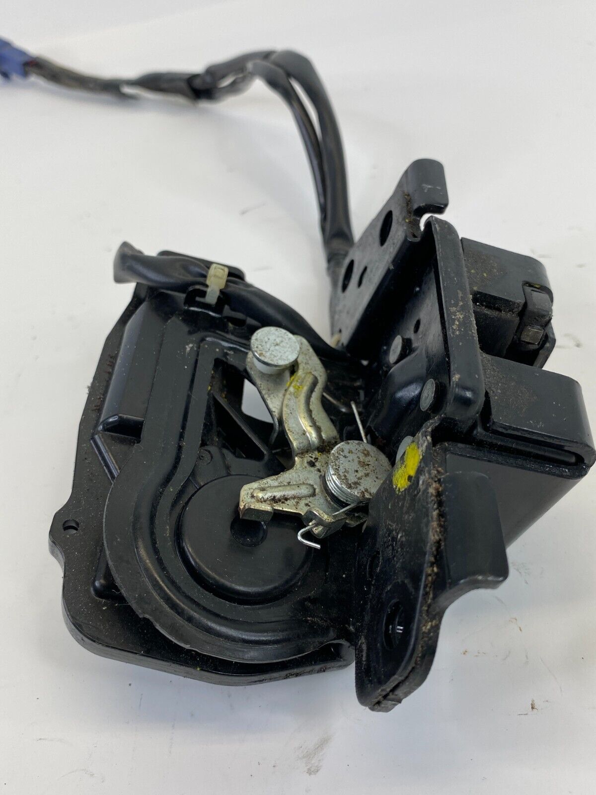 2012 Toyota Prius Hatchback Rear Trunk Liftgate Lock Latch Release Actuator OEM