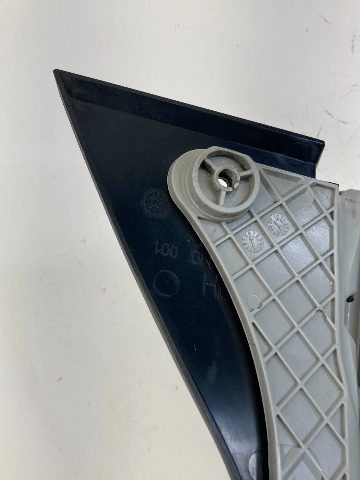 2012-2019 Ford Flex Rear Right Side Tail Light Taillight Lamp CA83-13B504-AB OEM