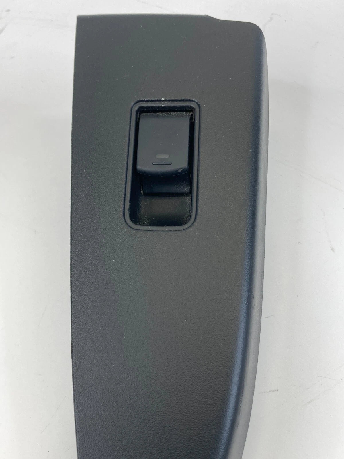 2010-2014 SUBARU OUTBACK LEGACY REAR RIGHT DOOR WINDOW CONTROL SWITCH 94263AJ14A
