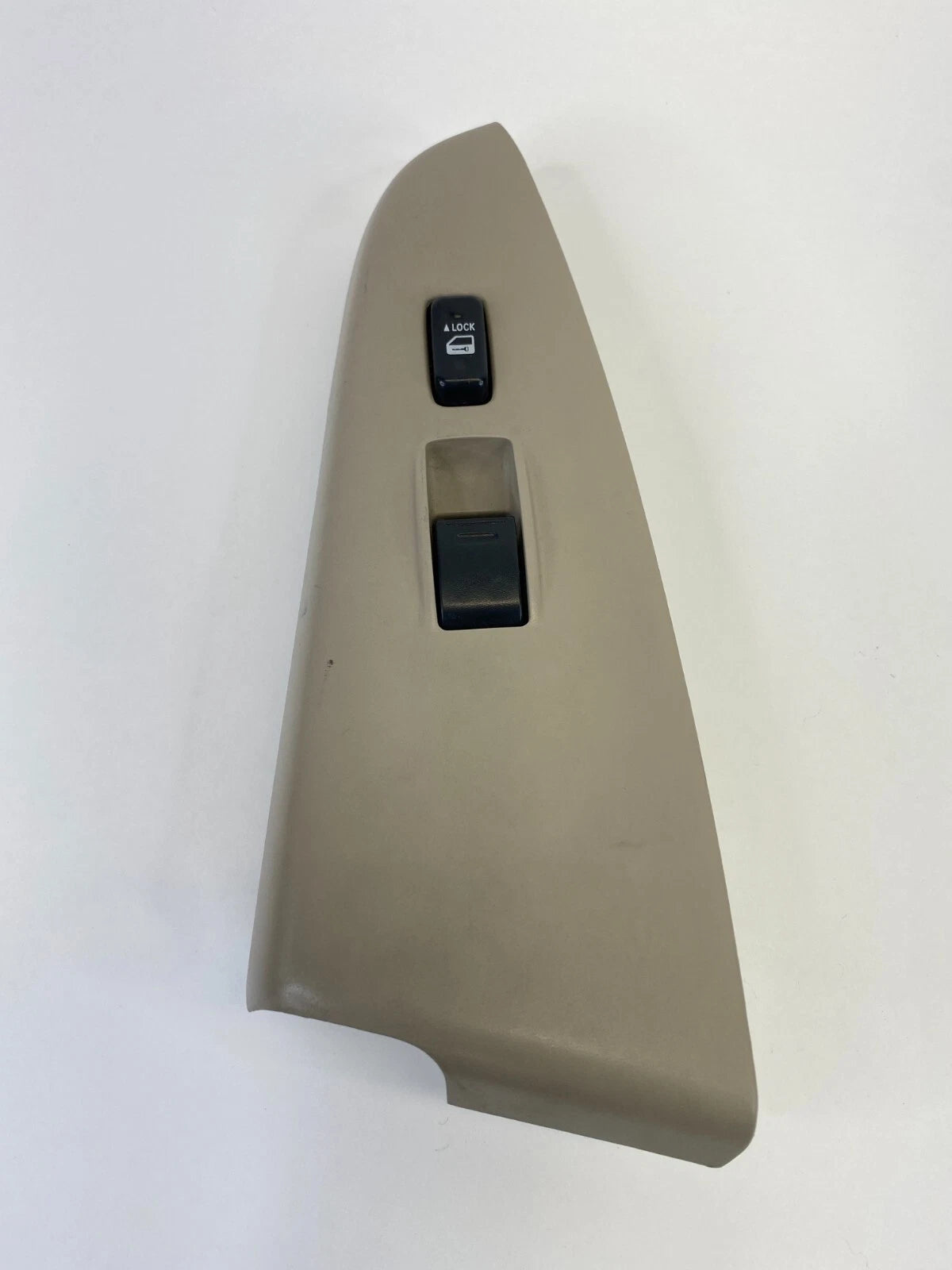 2004-2008 TOYOTA SOLARA FRONT RIGHT PASSENGER DOOR WINDOW LOCK SWITCH 74231AA090
