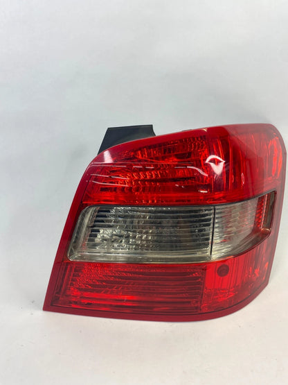 2010-2012 MERCEDES GLK350 REAR RIGHT PASSENGER TAIL LIGHT LAMP OEM A2048201464