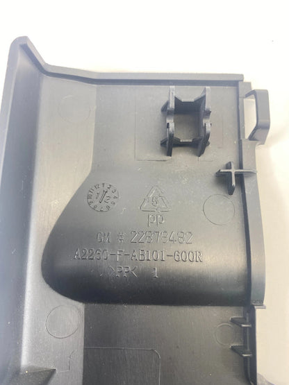 2012-2017 CHEVROLET EQUINOX WINDSHIELD SENSOR MOUNT BRACKET COVER 22878482