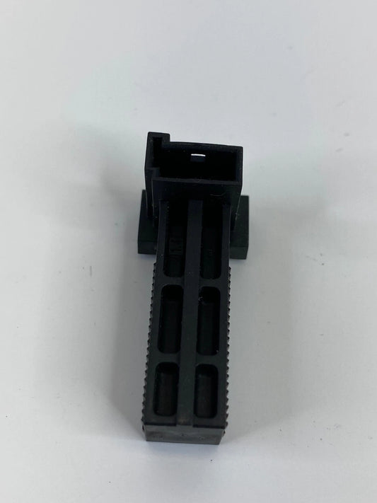 2003-2013 LAND ROVER RANGE ROVER BRAKE LIGHT LAMP STOP SWITCH OEM 1-1468896-2