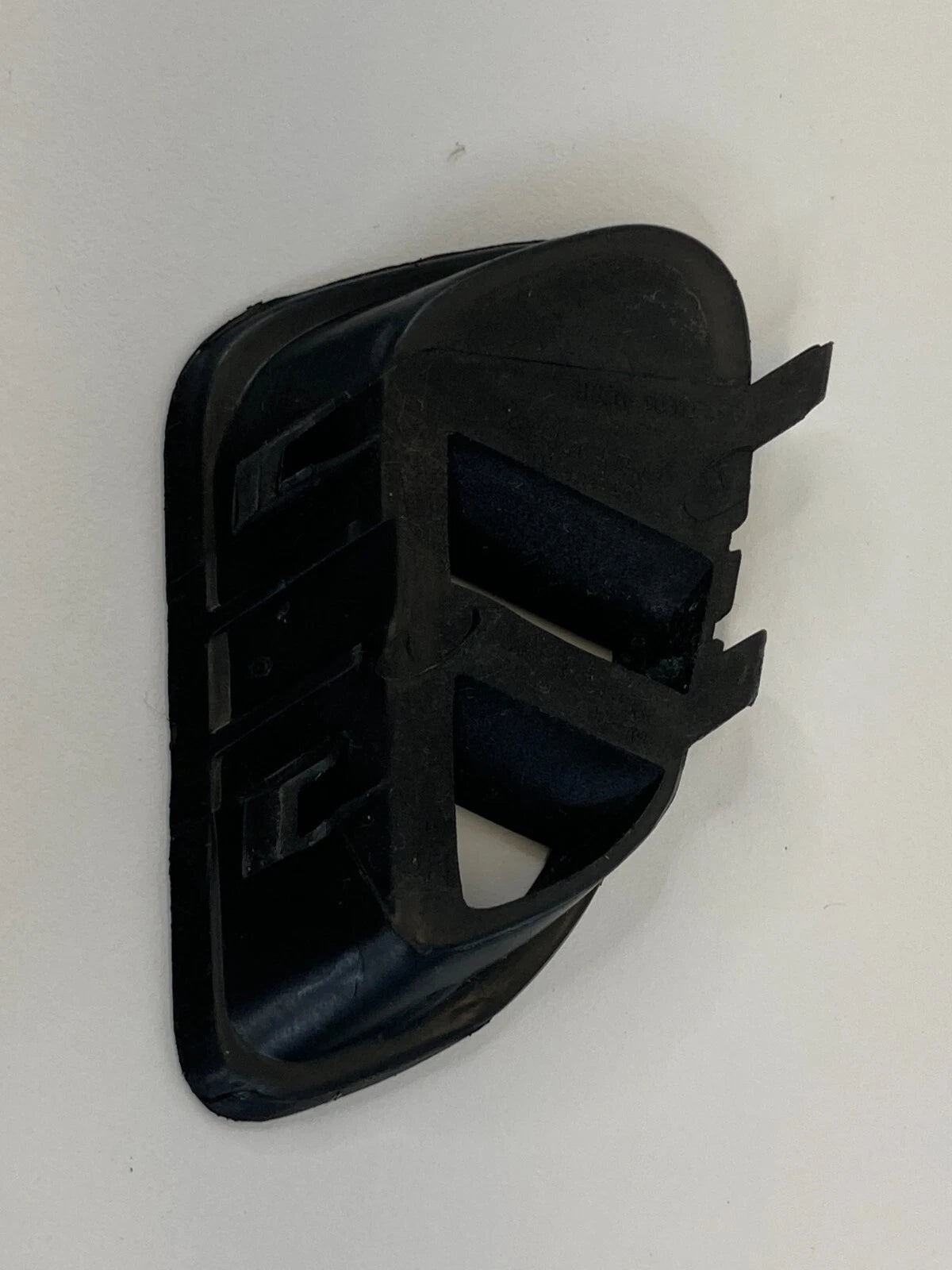 13-16 CHEVY CRUZE 16 CRUZE LIMITED LEFT DASH DEFROSTER GRILLE AIR VENT 94781670