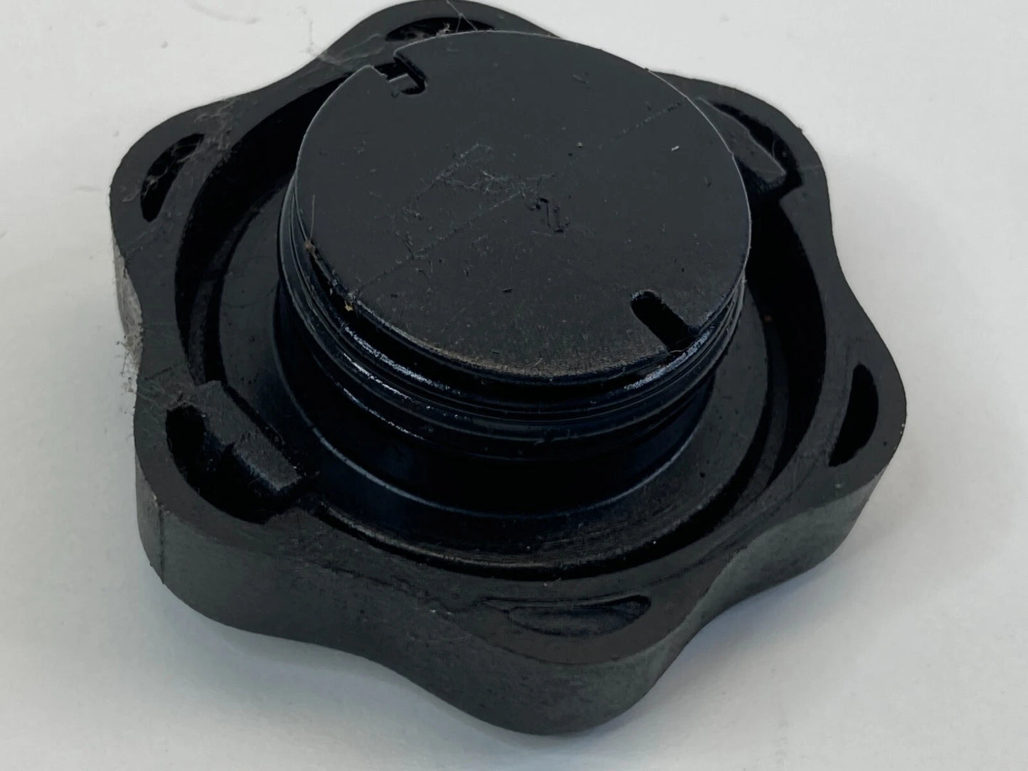 1991-2002 LINCOLN TOWN CAR POWER STEERING RESERVOIR FLUID TANK CAP COVER OEM