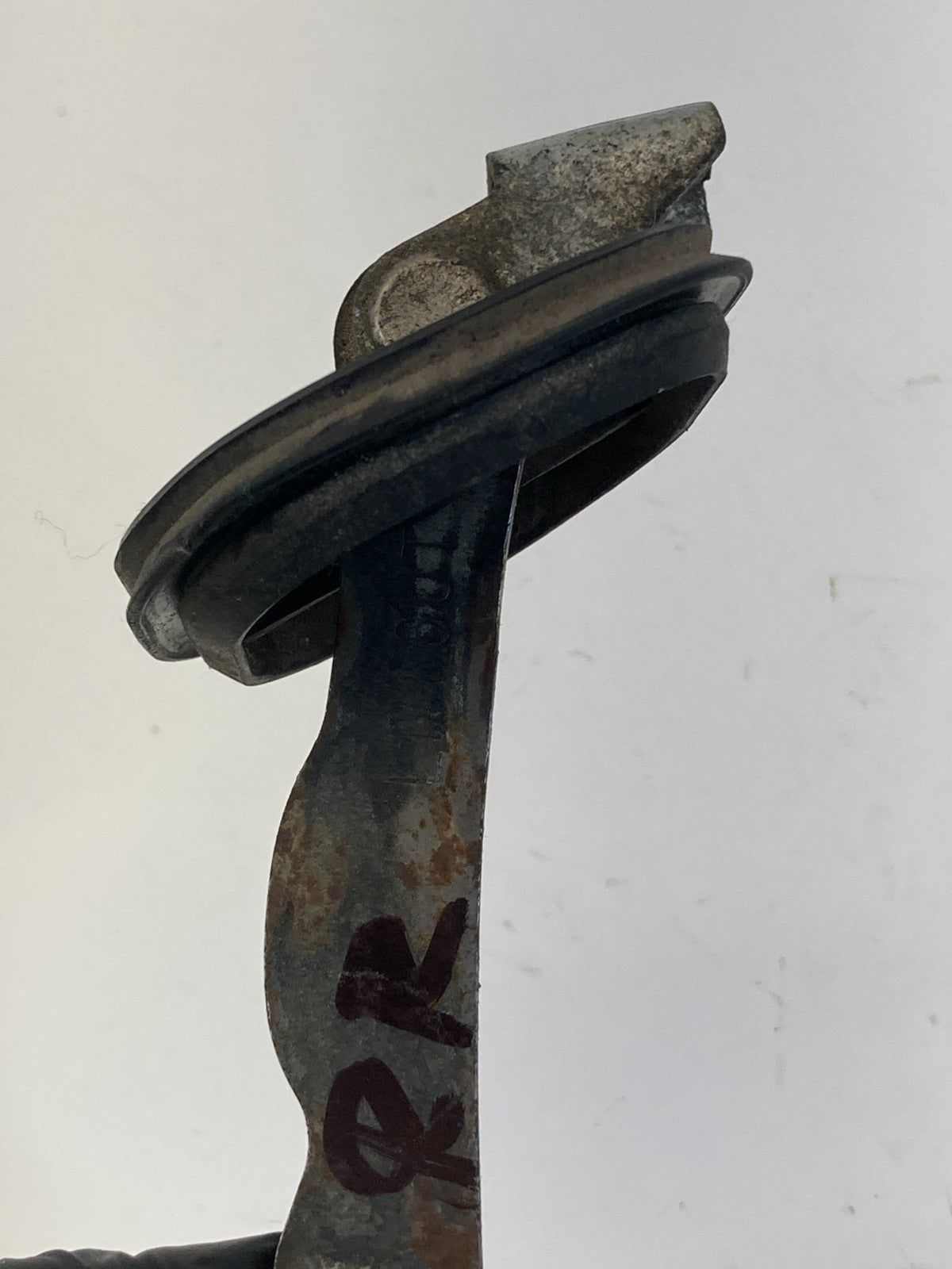 2005-2009 Chevrolet Trailblazer Rear Right Door Check Strap Stopper Hinge