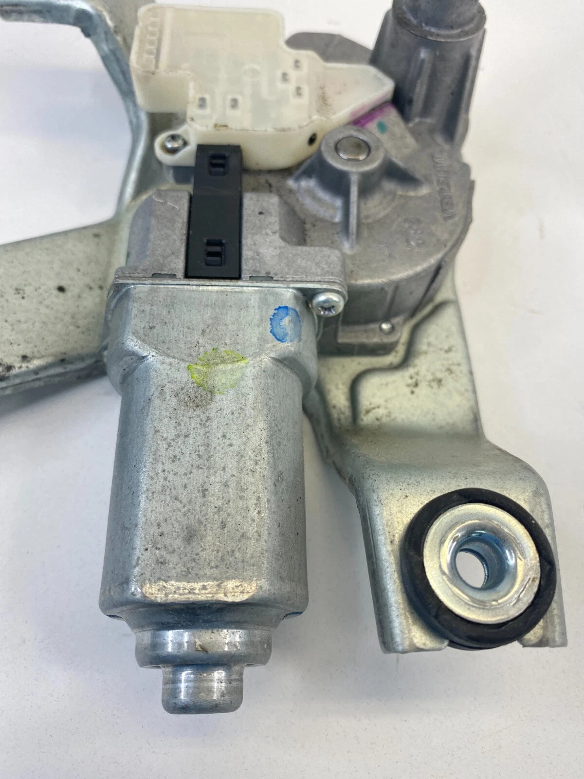 2007-2012 DODGE CALIBER HATCHBACK REAR WINDSHIELD WIPER MOTOR OEM 05116146AE