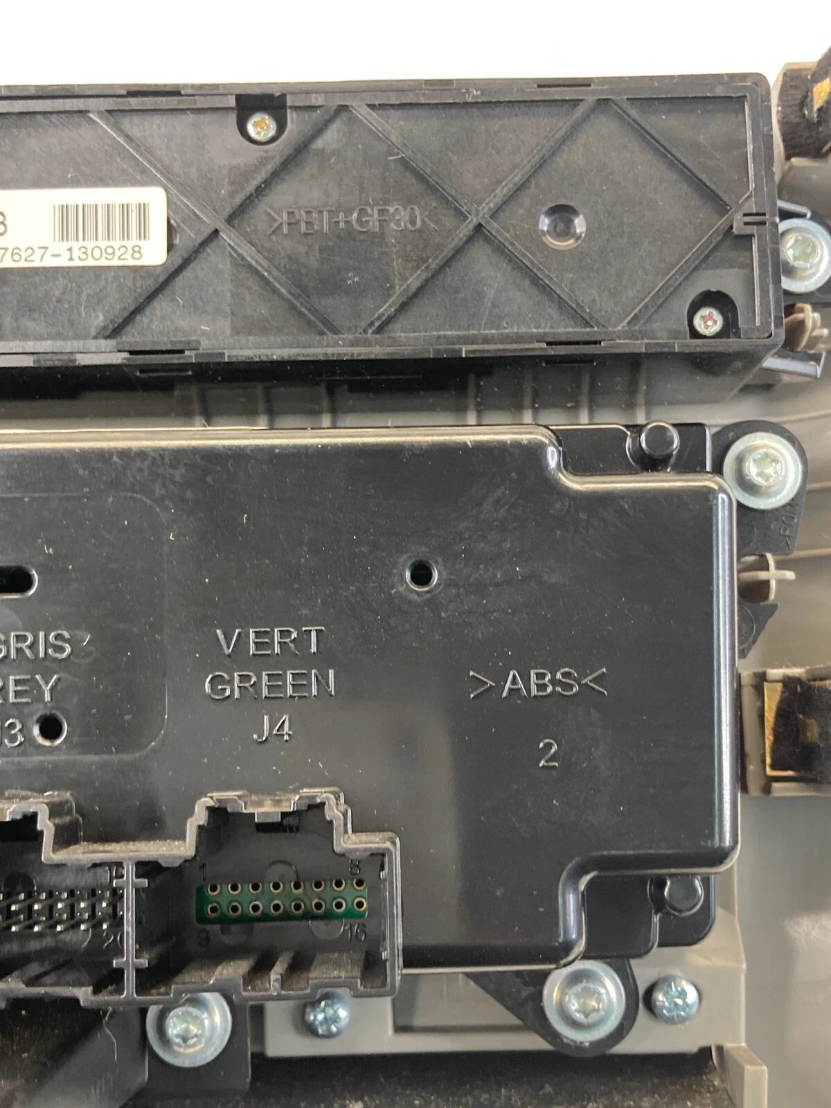 12-15 CHEVY CAPTIVA SPORT HVAC HEATER TEMPERATURE CLIMATE CONTROL W/ BEZEL TRIM